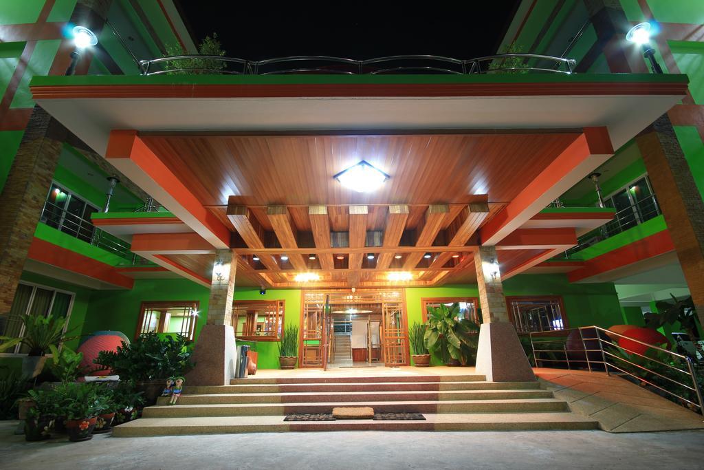 希索普雷斯酒店 乌隆他尼 外观 照片
